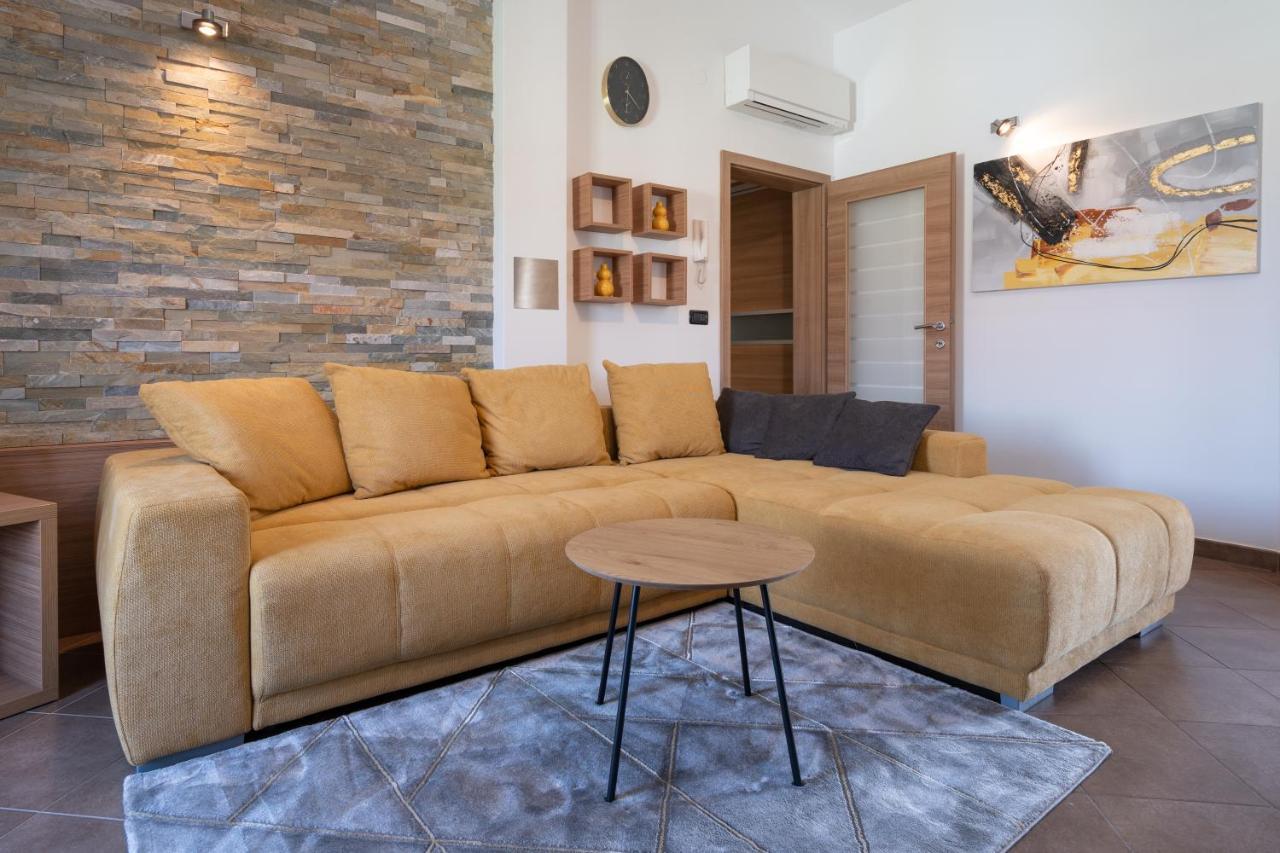 Penthouse Gea Apartamento Premantura Exterior foto